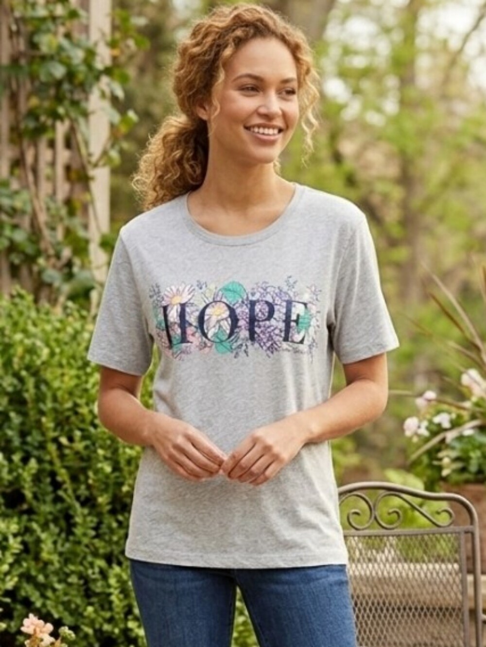 vera bradley Graphic Hope 100% cotton short sleeve t shirt